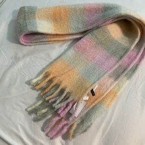 NEW Ann Taylor scarf